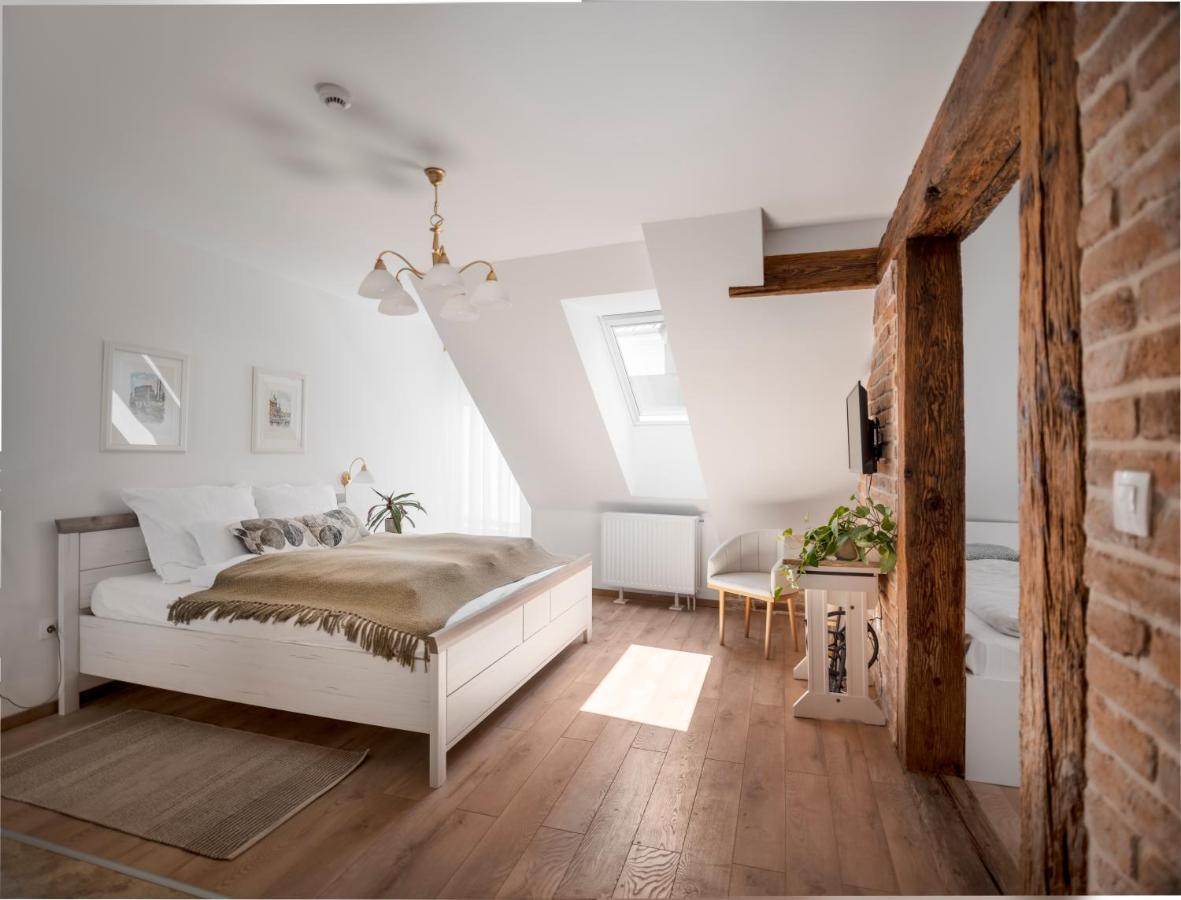 Florand Rooms&Wine Sopron Exterior photo
