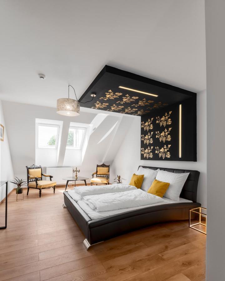 Florand Rooms&Wine Sopron Exterior photo